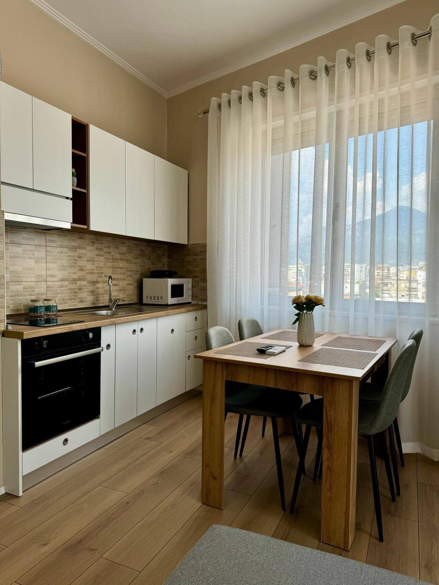 New Bazaar Cozy Apartment 2 Dajti View 地拉那 外观 照片