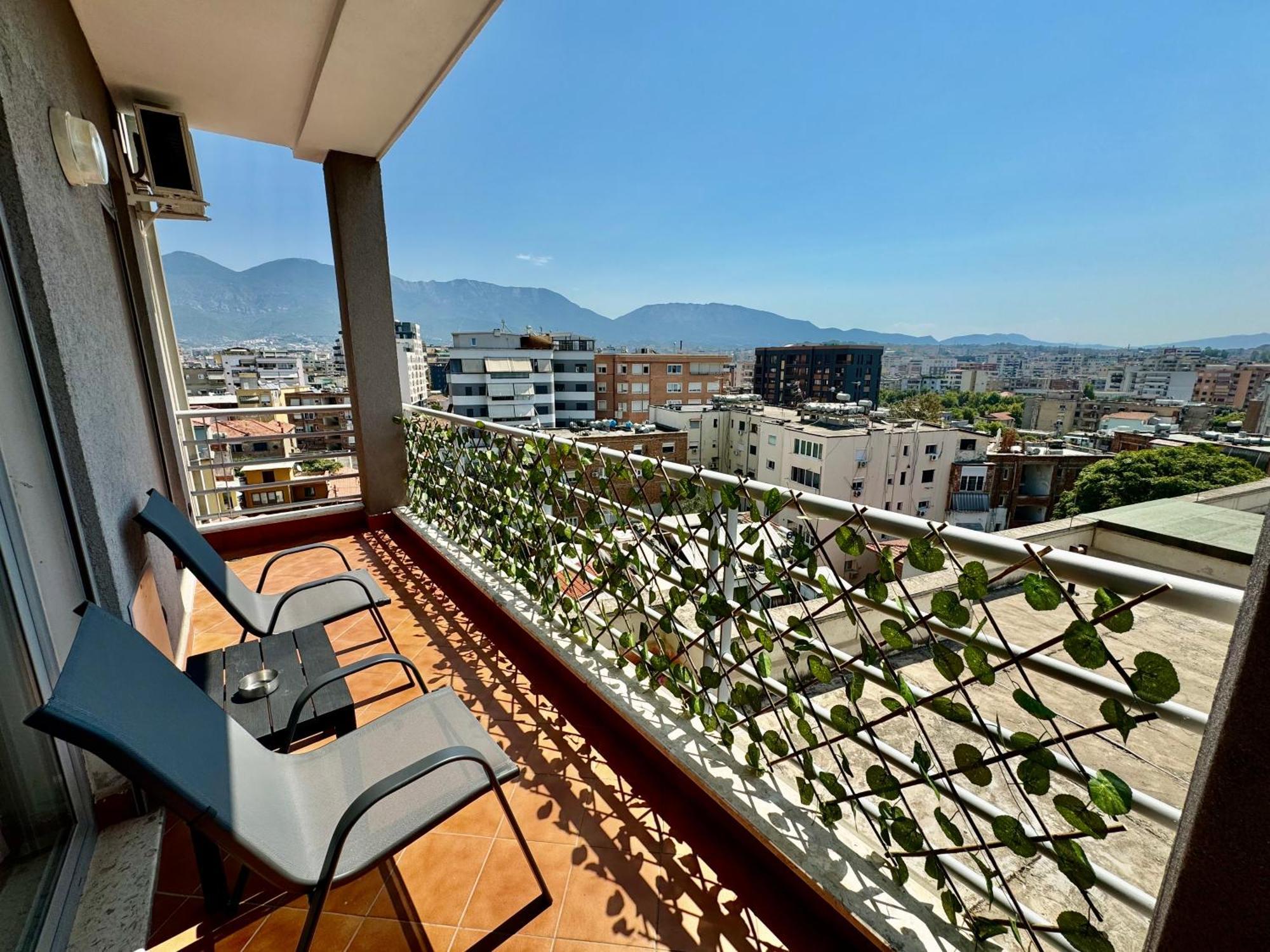 New Bazaar Cozy Apartment 2 Dajti View 地拉那 外观 照片