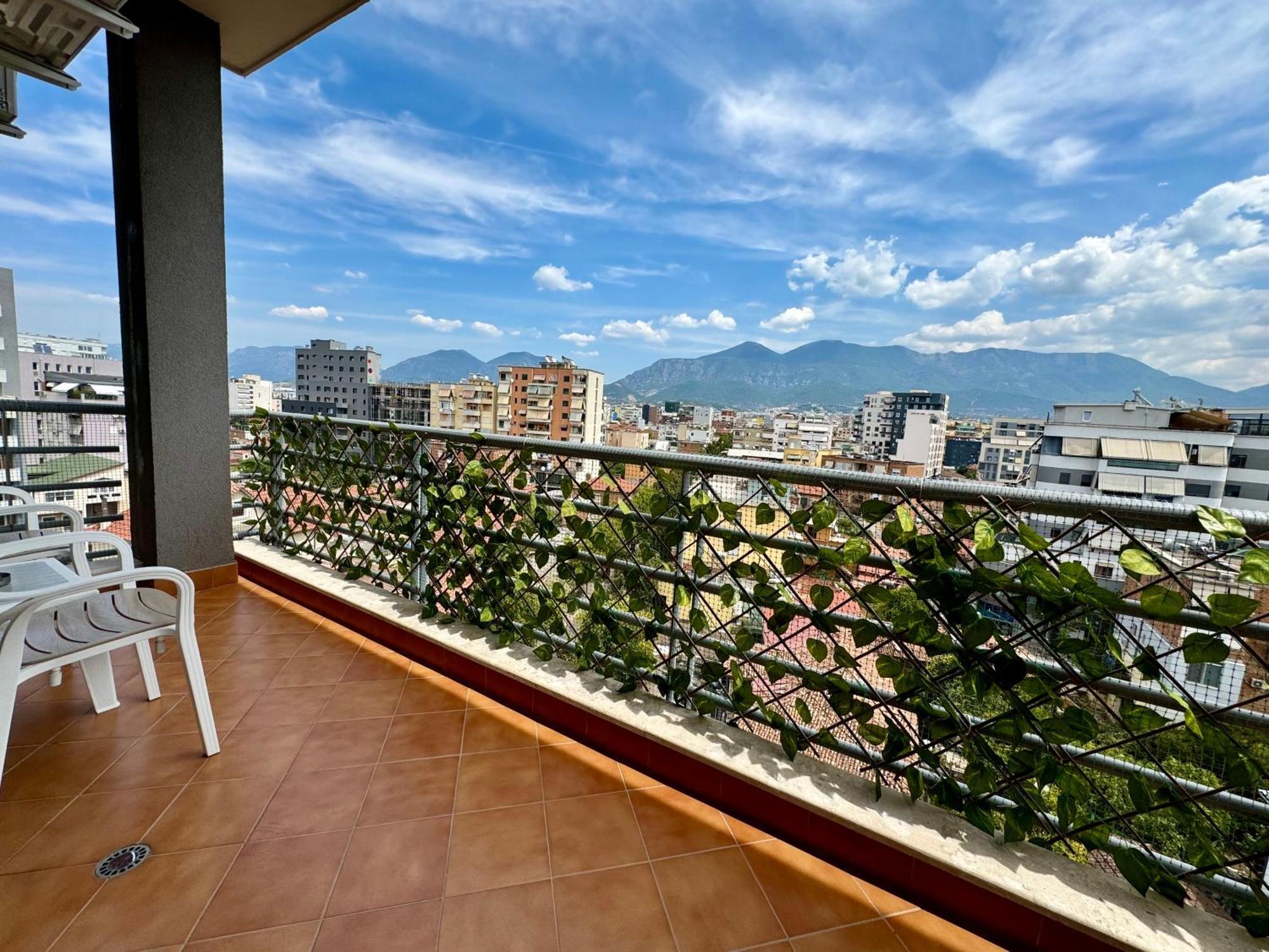 New Bazaar Cozy Apartment 2 Dajti View 地拉那 外观 照片